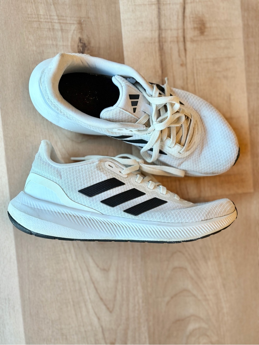 Adidas Womens Runfalcon 3.0 White Sneakers Size 9